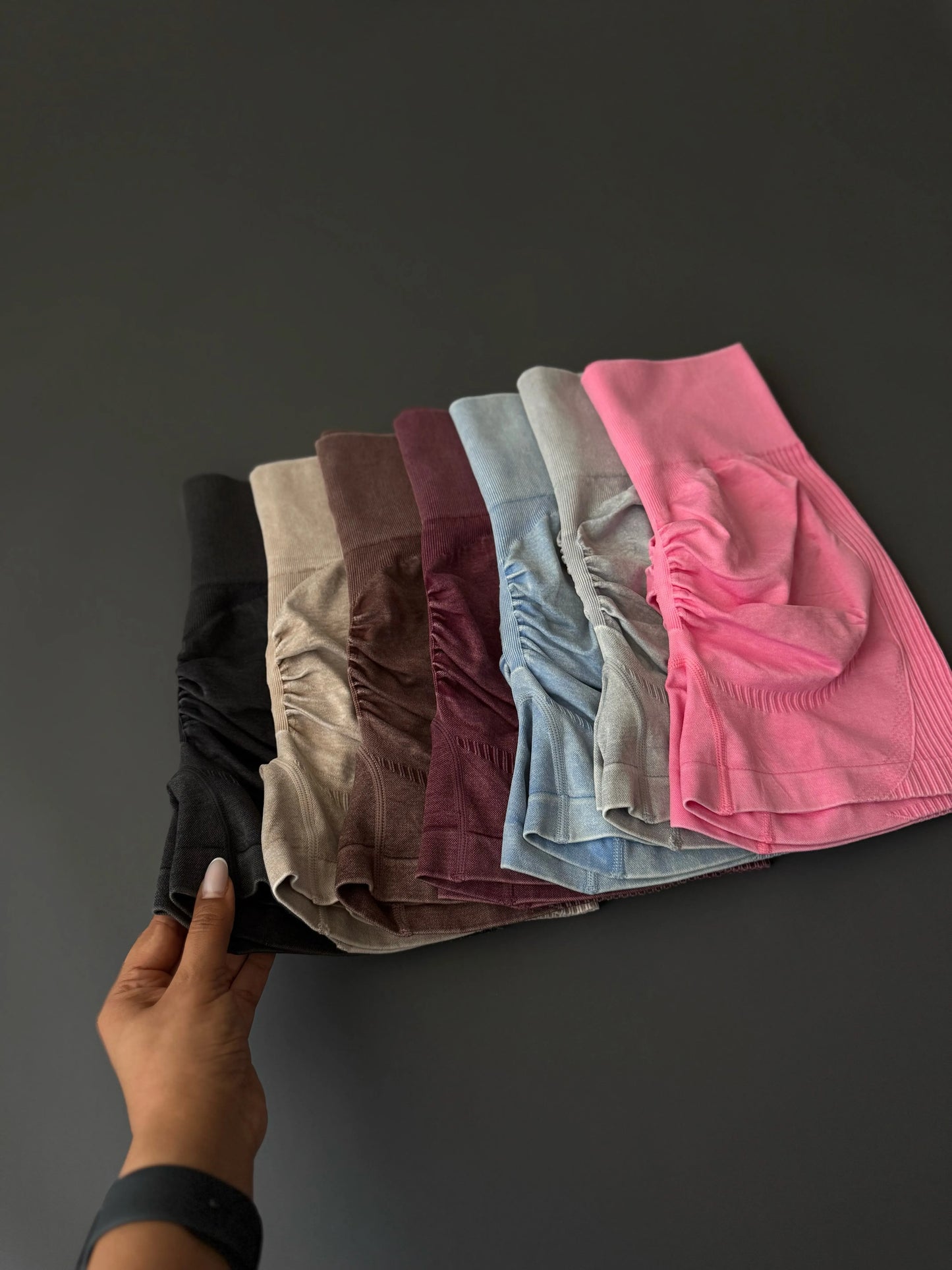 Women’s High-Waisted Scrunch Seamless Shorts