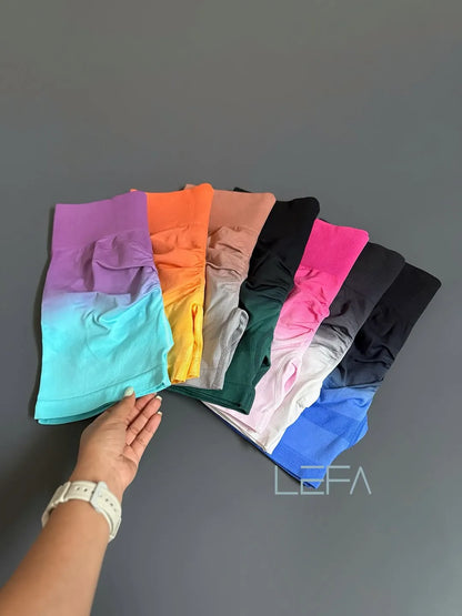 Women’s Seamless Gradient Scrunch Workout Shorts